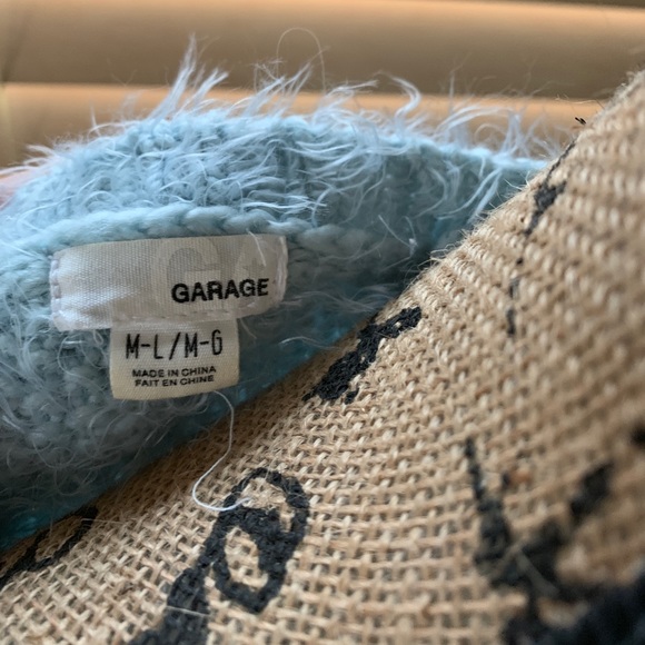 Garage Pullover - Picture 3 of 3